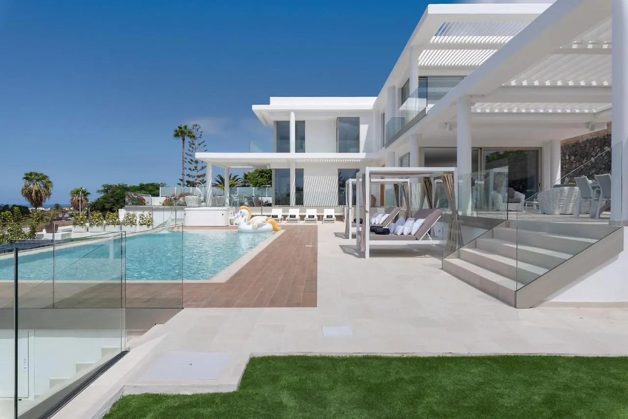 Karat Villa Royal White Costa Adeje