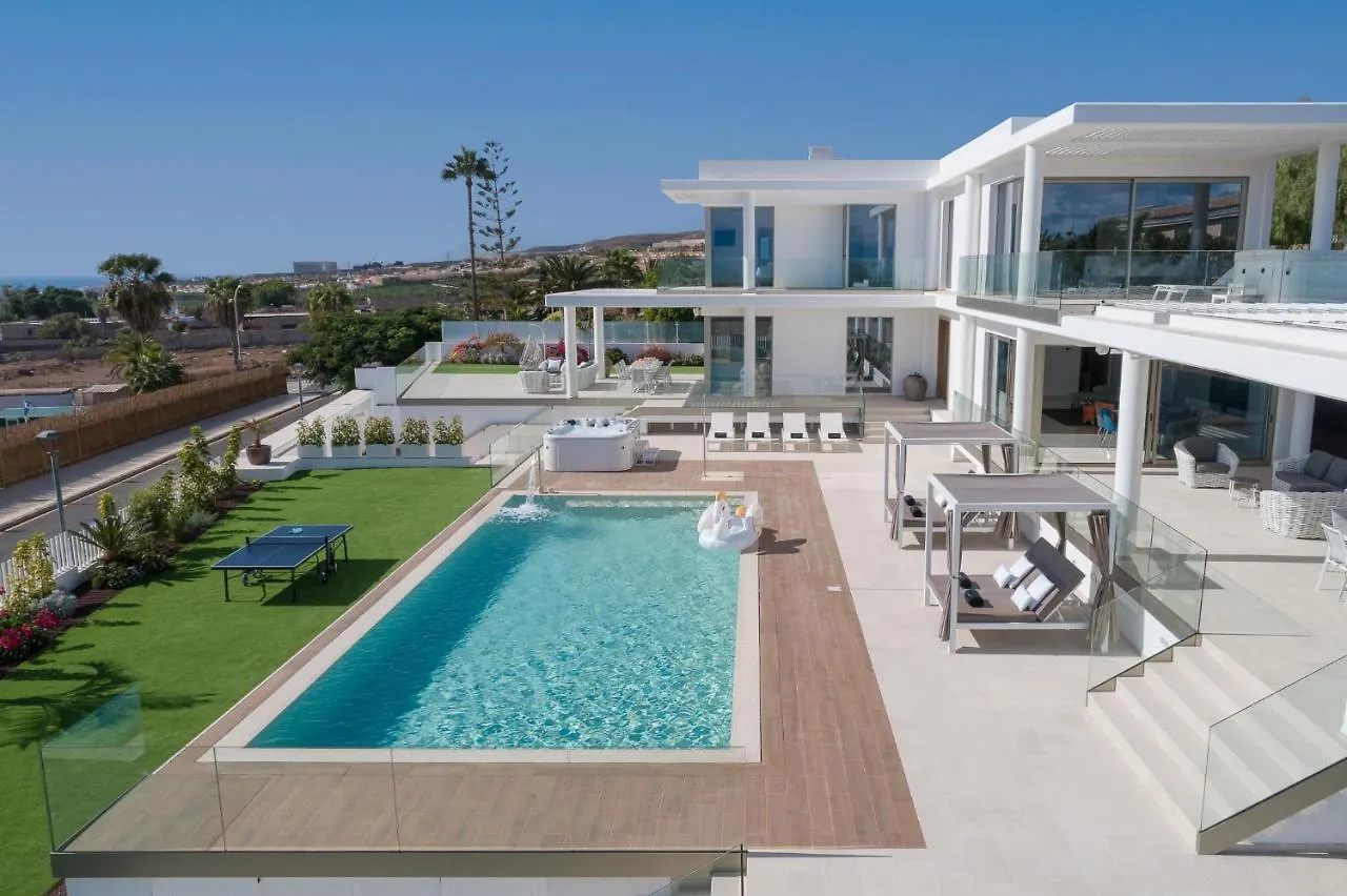 Karat Villa Royal White Costa Adeje