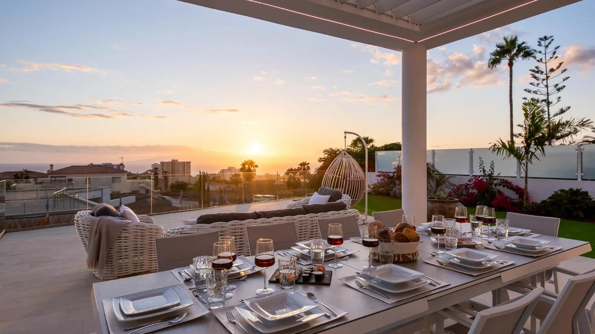 Karat Villa Royal White Costa Adeje  España